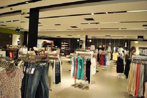 诸暨商场里的店面怎么装修？